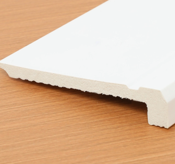 MDF Mouldings – White Primed Nosing 5.4m